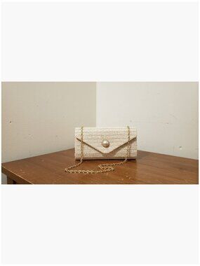 Straw Woven Clutch Purse with Pearl Decoration Detachable Strap